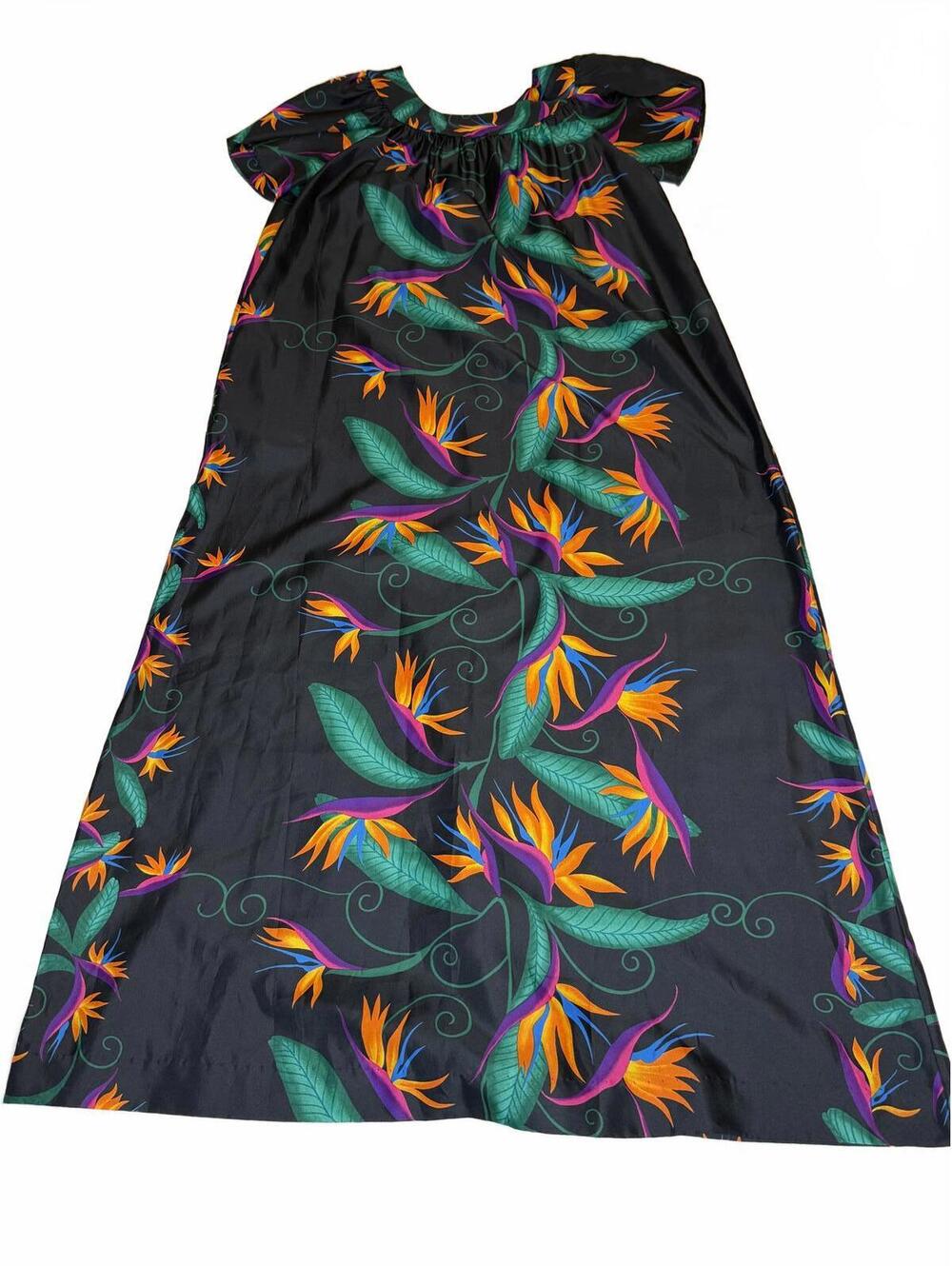 Hilo Hattie NWT Flowy Tropical Print Maxi Muumuu Dress